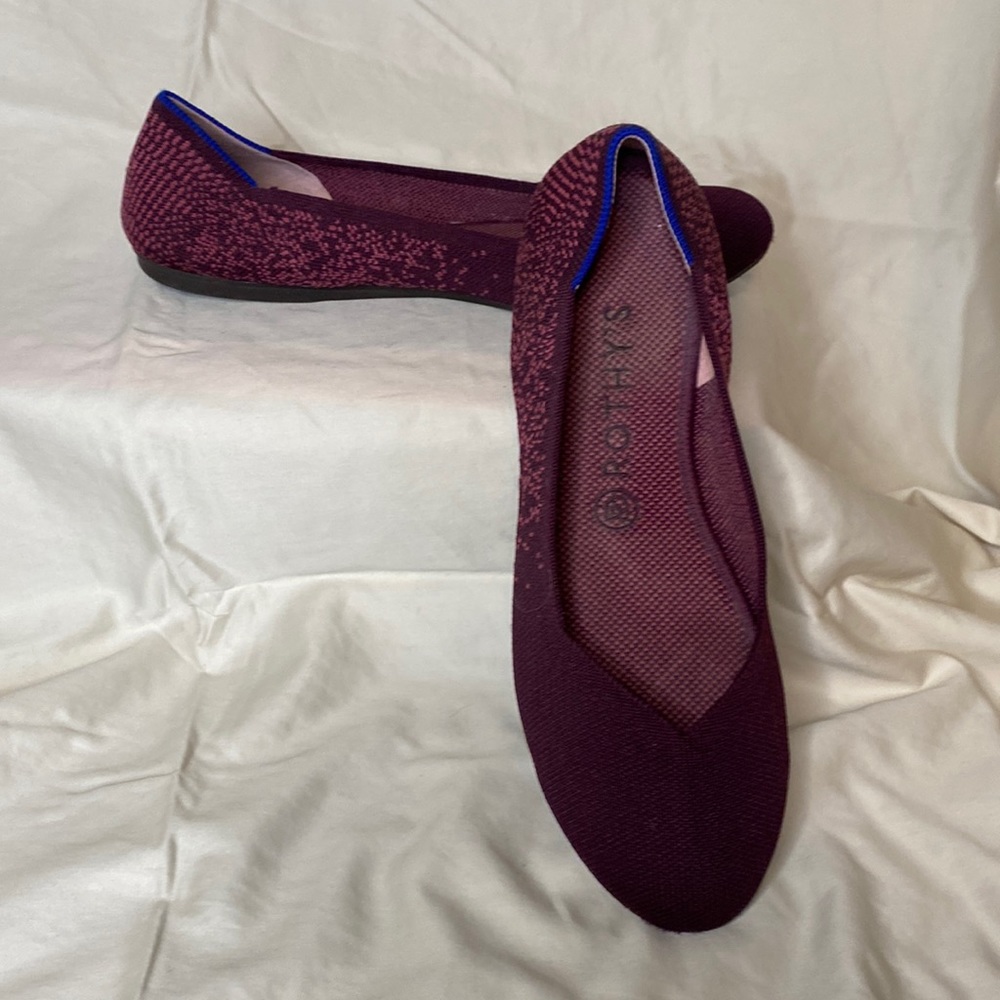 Rothy’s Two- toned Ballet Flat. Size 9.